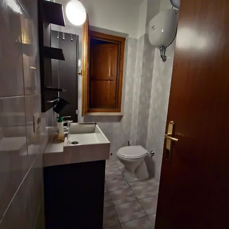 Le Di Reno Camporotondo 아파트 *